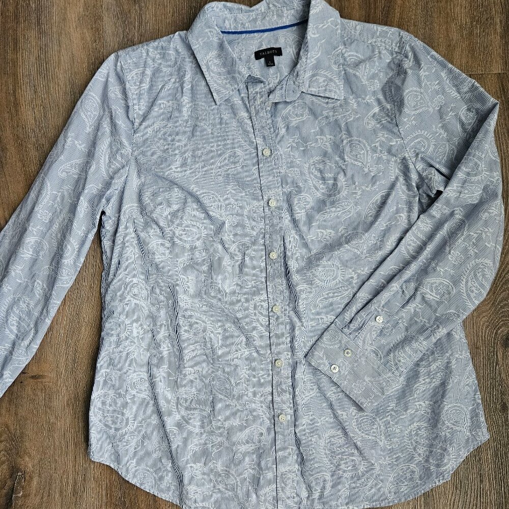 Talbots Paisley pattnern blue and white button down shirt women's large